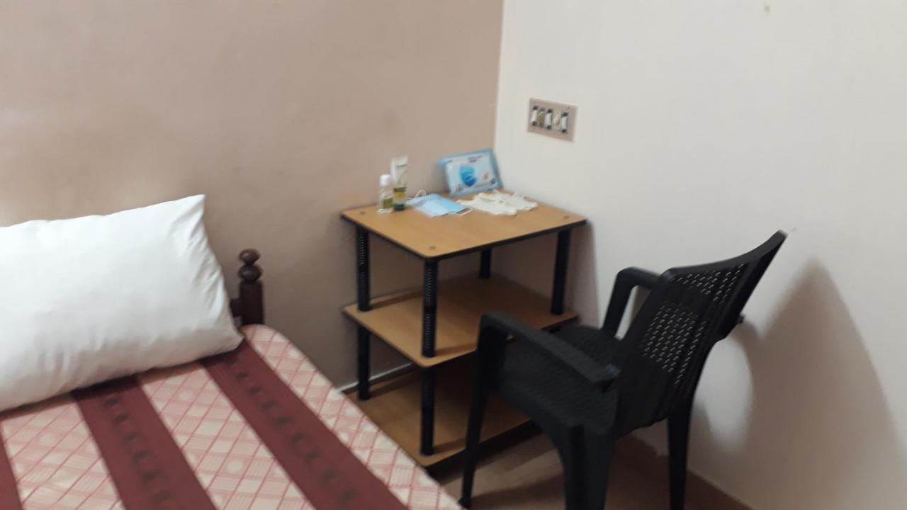 Valiyathayil Home Stay Kochi Buitenkant foto